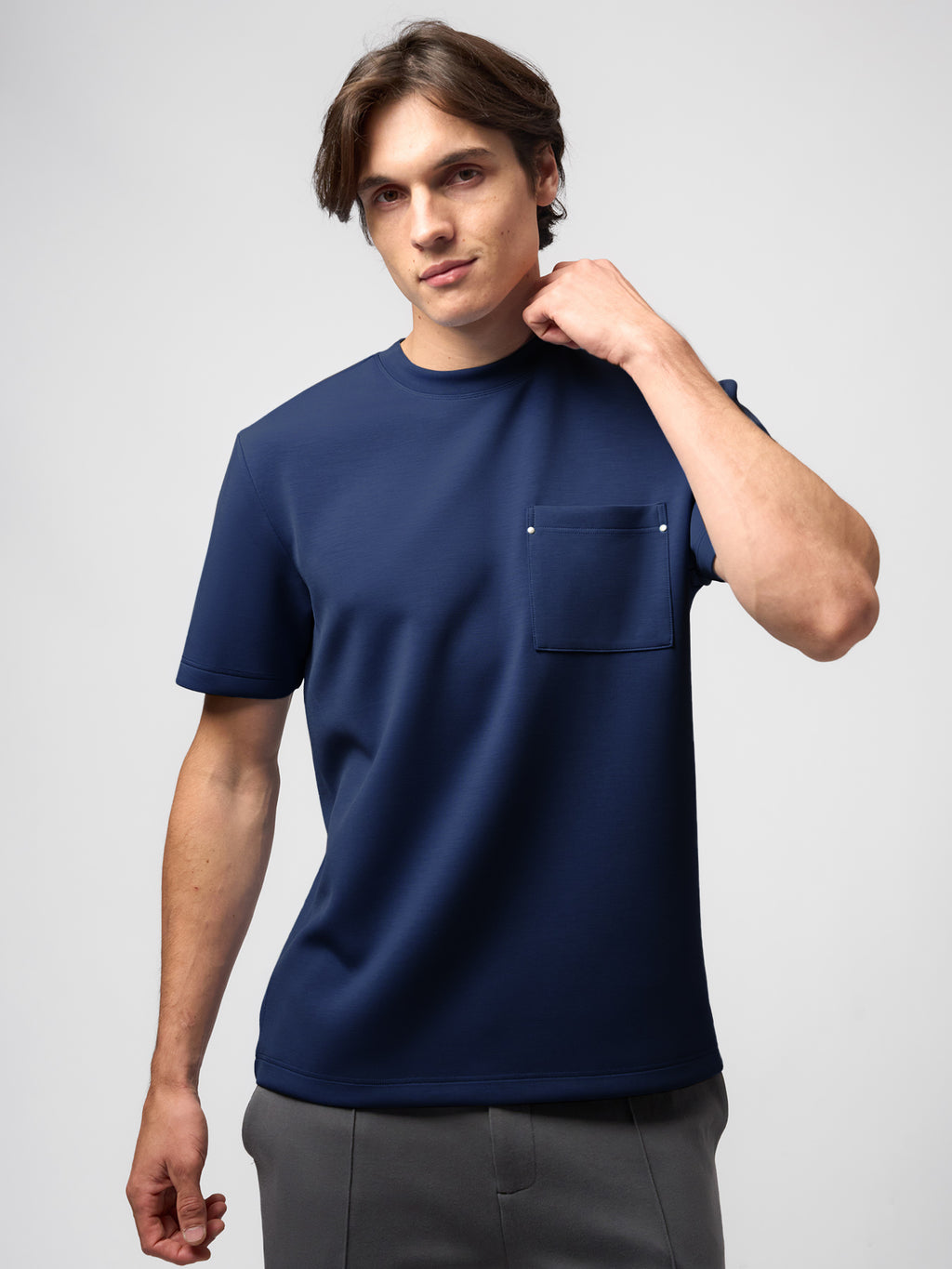 modal-blend-pocket-tee-with-rivet